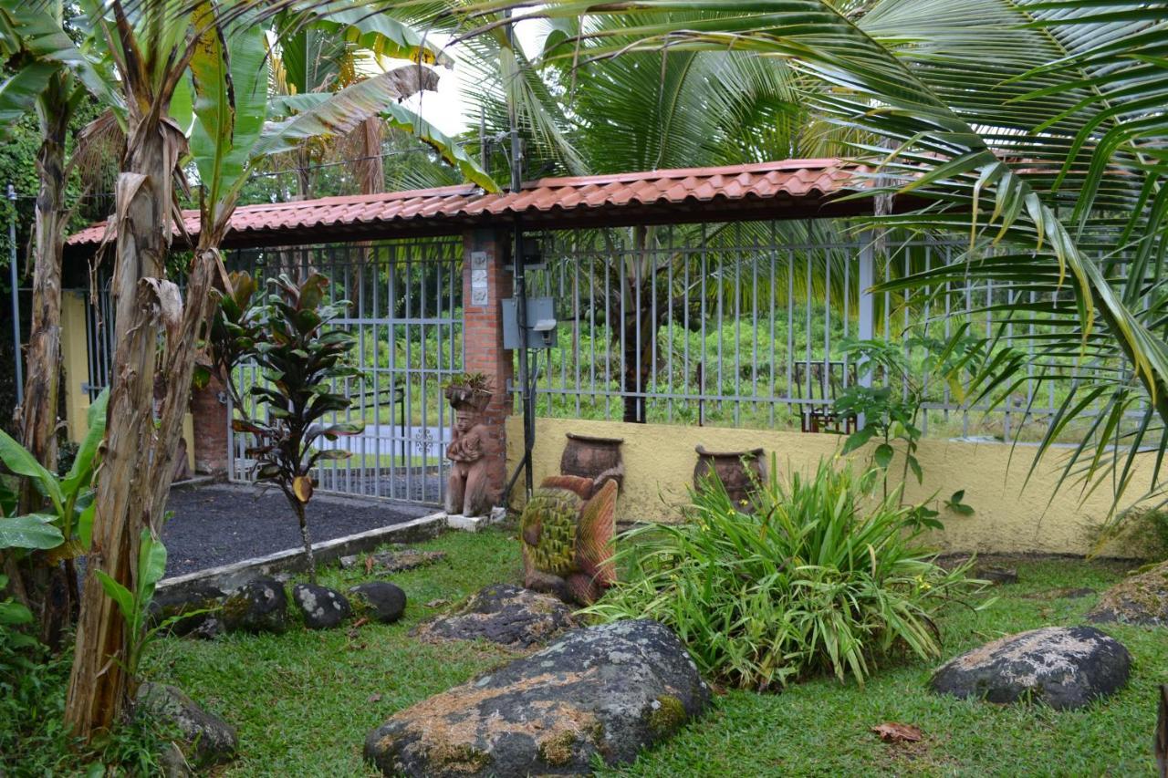 Casa Sophia 3 Listings Apartment 1 Or Apartment 2 Separately Or Apt 1 And 2 Together All With Fo Internet Guapiles Luaran gambar