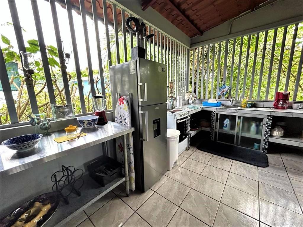 Casa Sophia 3 Listings Apartment 1 Or Apartment 2 Separately Or Apt 1 And 2 Together All With Fo Internet Guapiles Luaran gambar