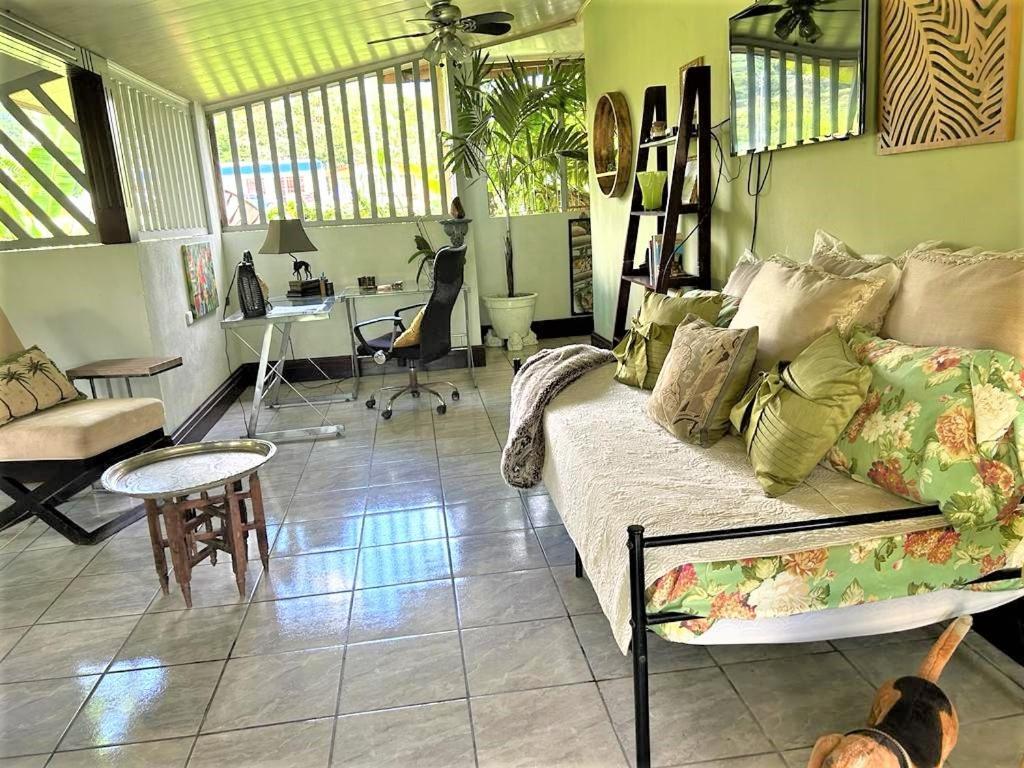 Casa Sophia 3 Listings Apartment 1 Or Apartment 2 Separately Or Apt 1 And 2 Together All With Fo Internet Guapiles Luaran gambar