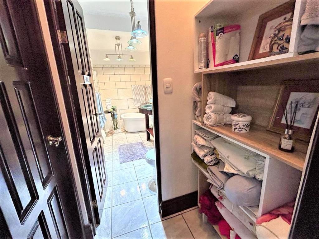 Casa Sophia 3 Listings Apartment 1 Or Apartment 2 Separately Or Apt 1 And 2 Together All With Fo Internet Guapiles Luaran gambar